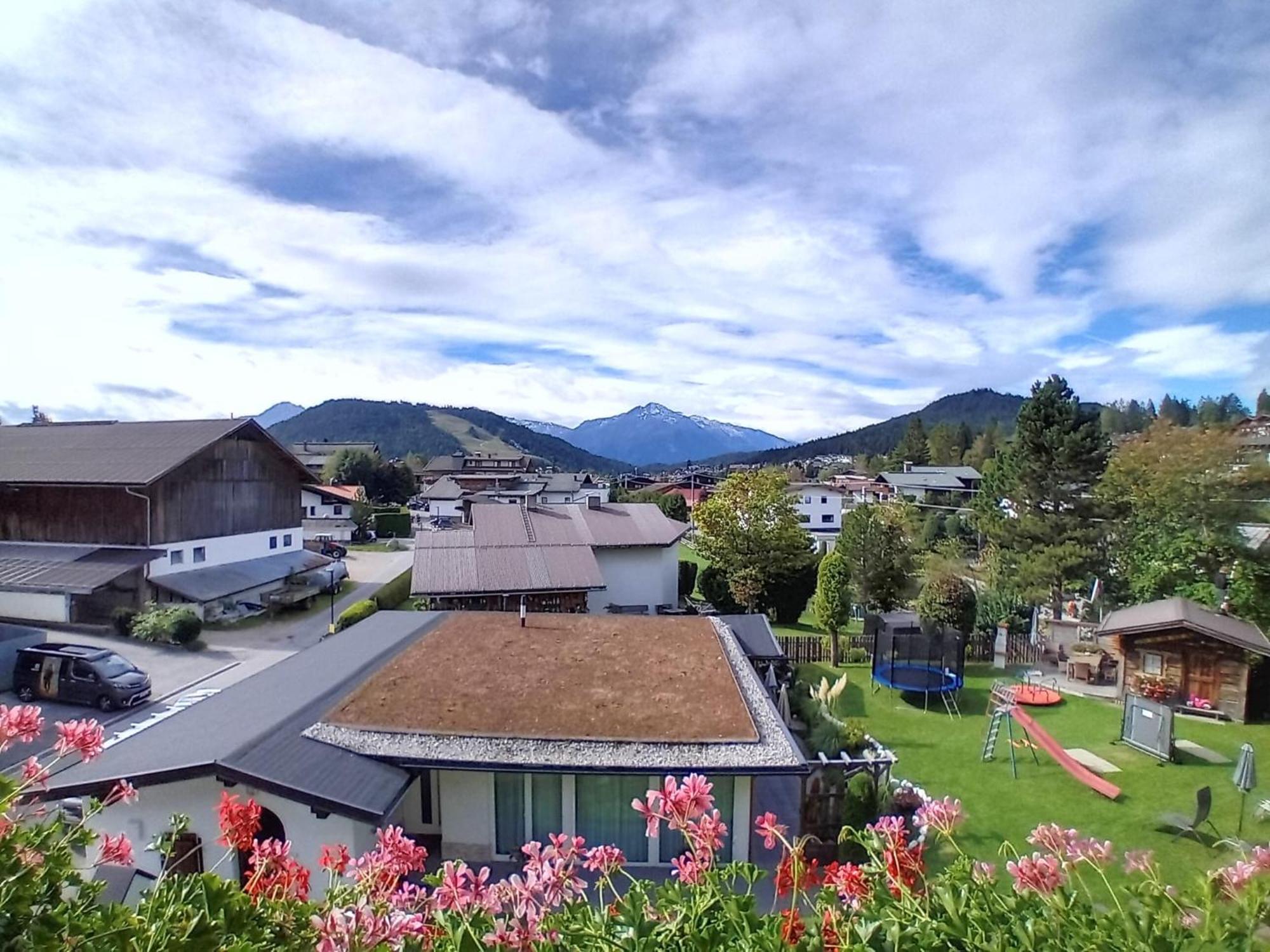 Landhaus Almidyll Seefeld in Tirol Zimmer foto